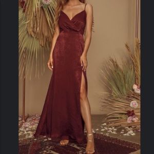 Lulu’s Constantine Burgundy Satin Maxi Dress, size large